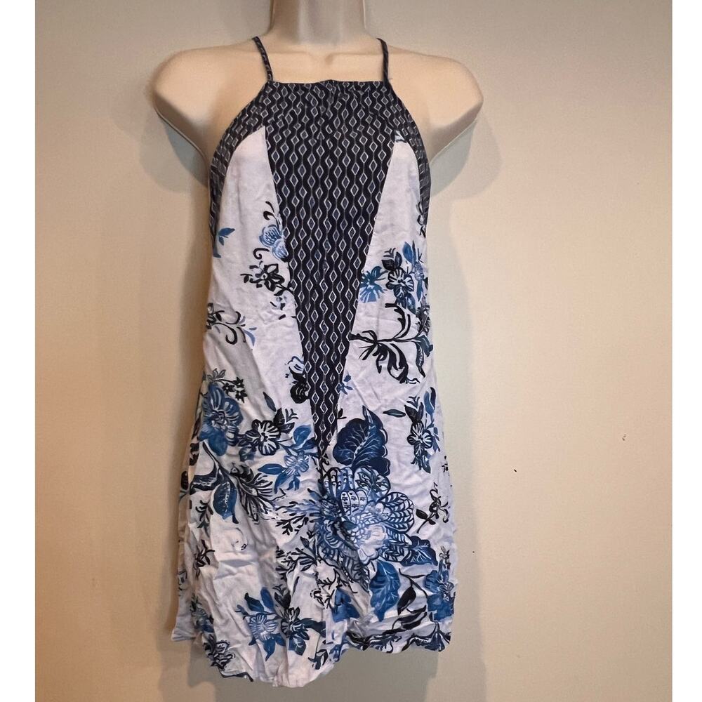 Floral night gown by Linea Donnatella